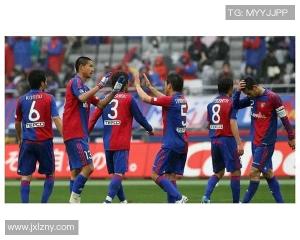 名古屋队与大分三神的激烈对决展现足球魅力与战术智慧